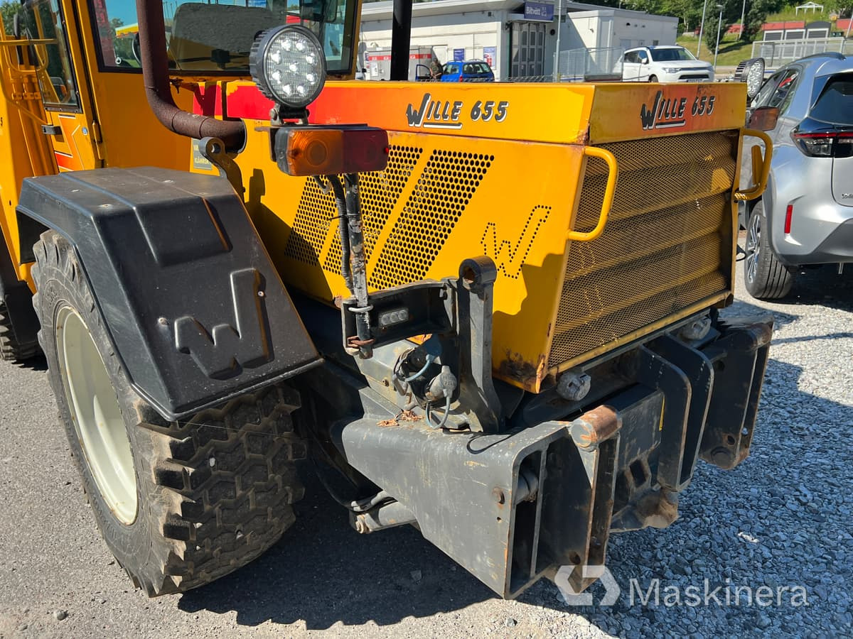 Wheel loader Redskapsbärare Wille 655 med vikplog