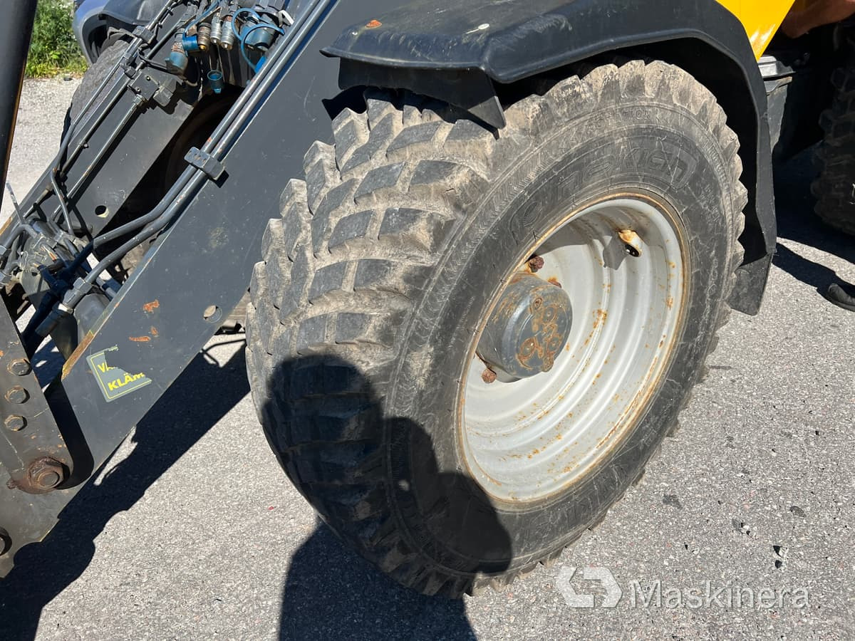 Wheel loader Redskapsbärare Wille 655 med vikplog