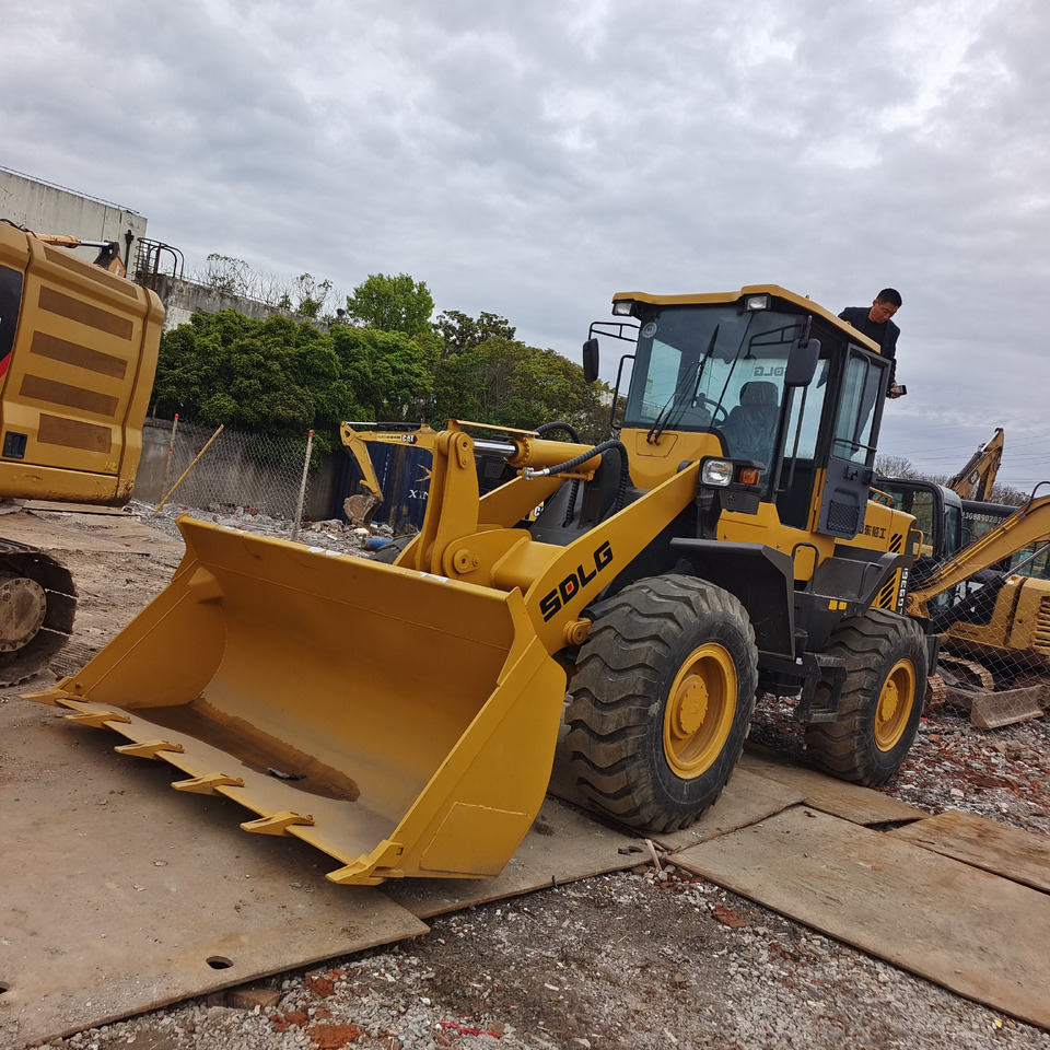 Wheel loader SDLG 936L