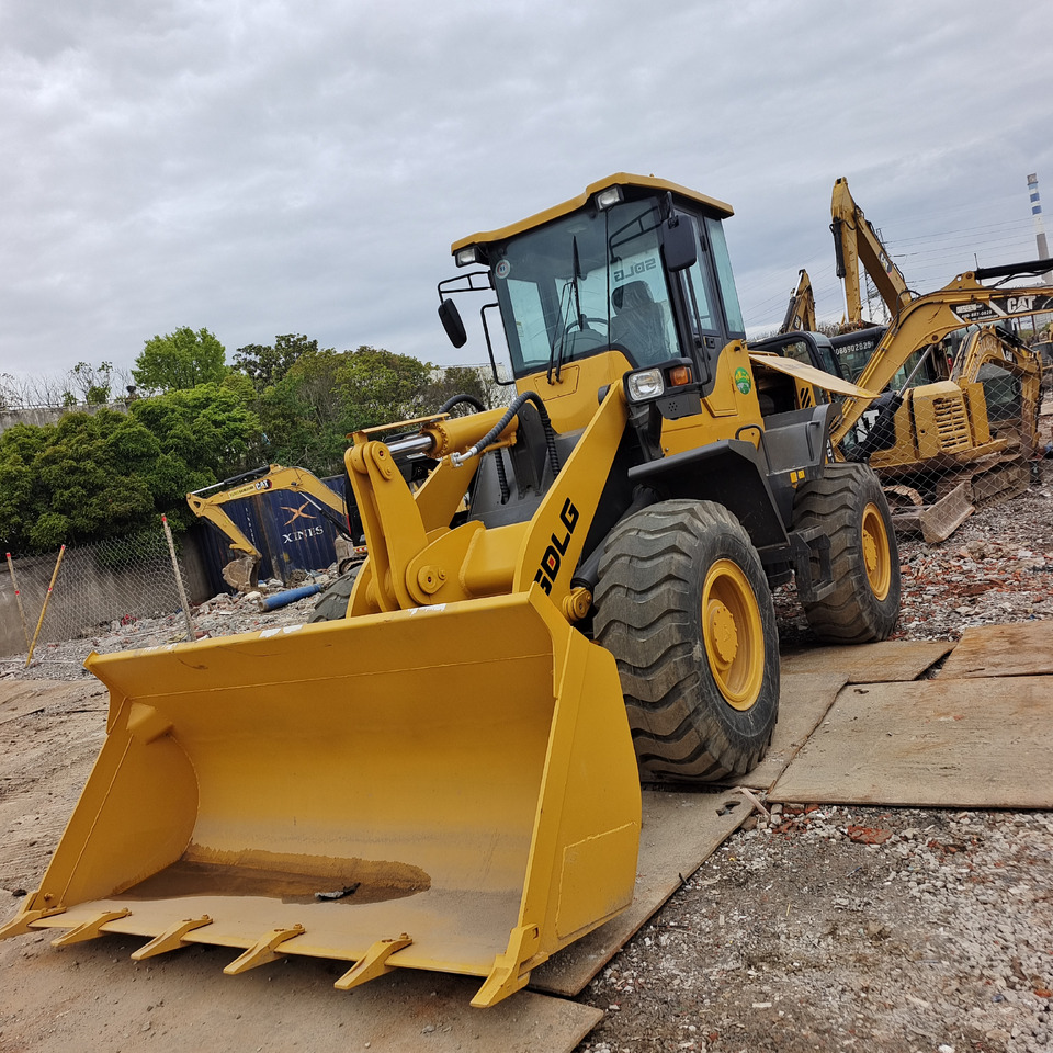 Wheel loader SDLG 936L