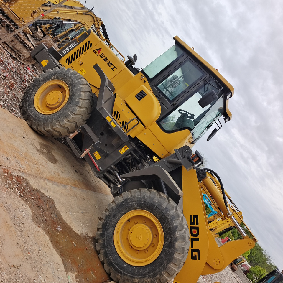Wheel loader SDLG 936L