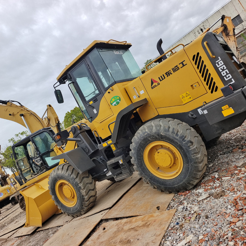 Wheel loader SDLG 936L