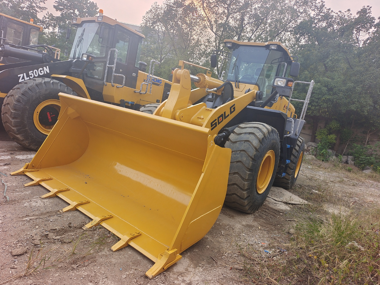 Wheel loader SDLG 956F