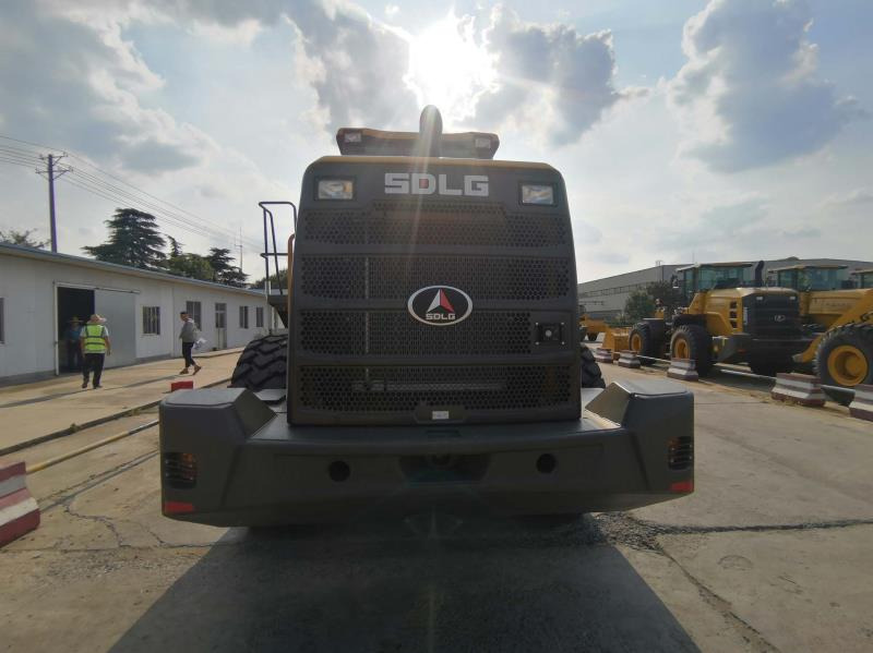 Wheel loader SDLG 956F