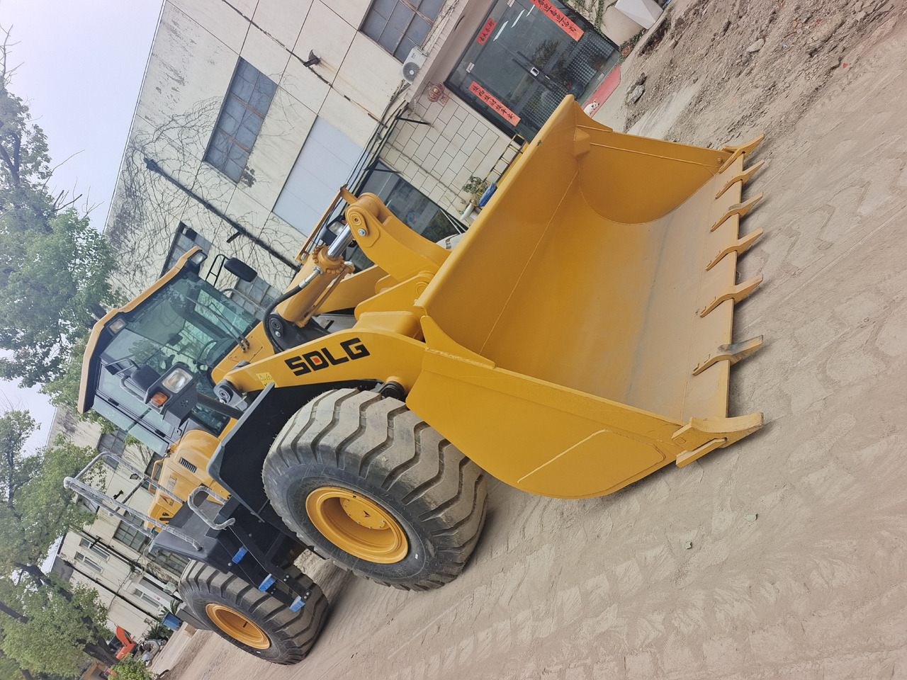 Wheel loader SDLG 956L
