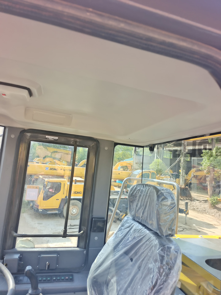 Wheel loader SDLG 956L