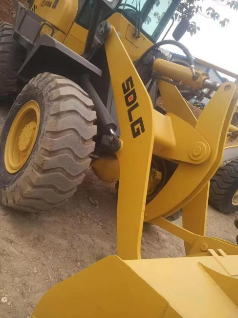 Wheel loader SDLG 956l
