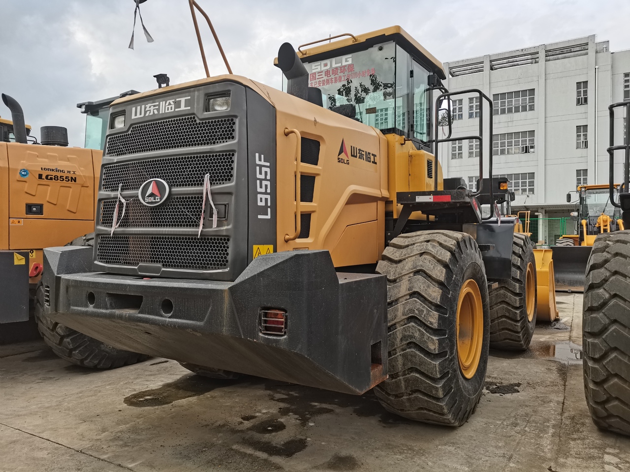 Wheel loader SDLG L955F