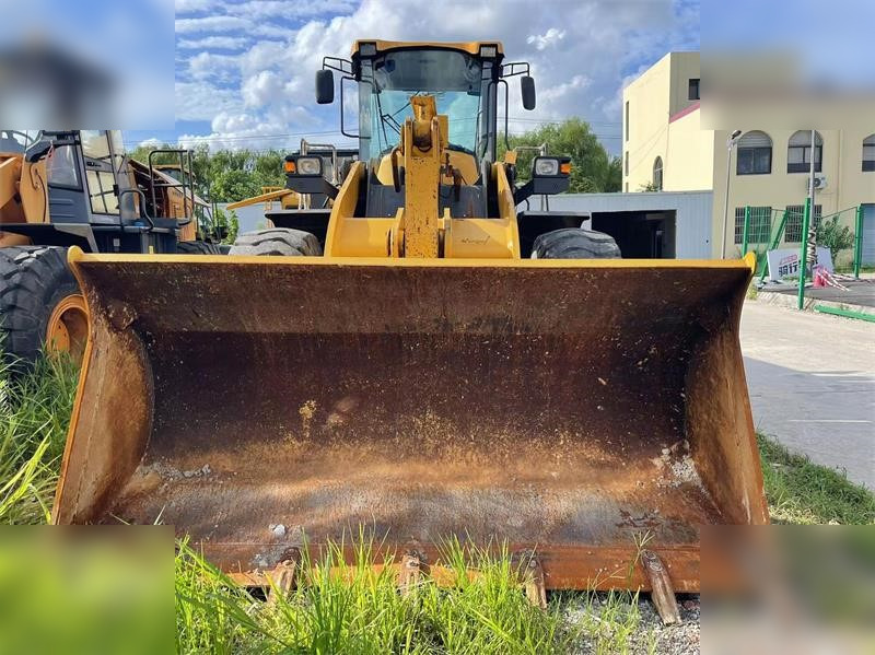 Wheel loader SDLG L955F