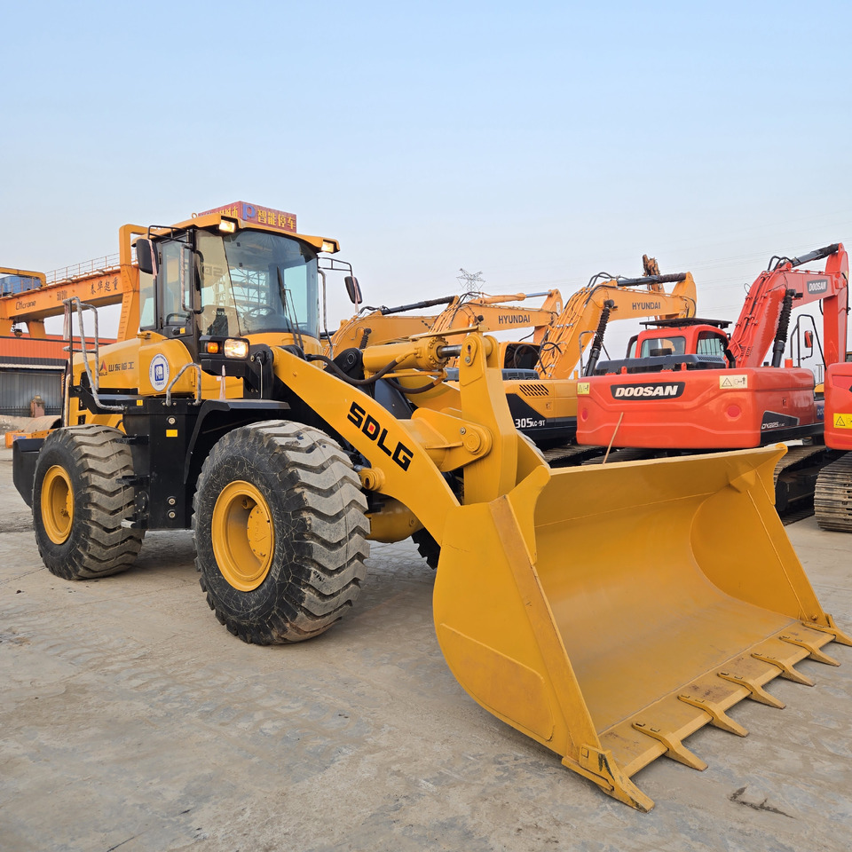 Wheel loader SDLG L956F