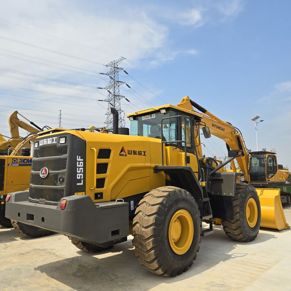 Wheel loader SDLG L956F