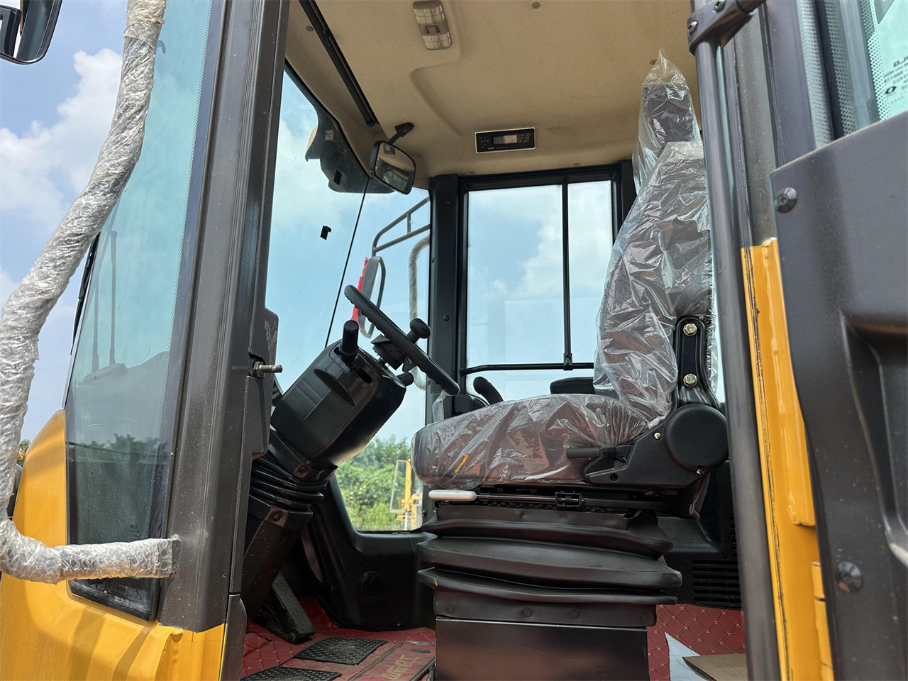 Wheel loader SDLG L956F