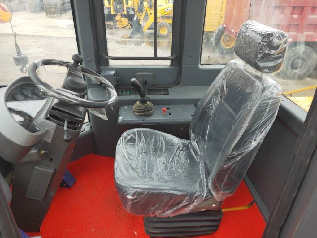 Wheel loader SDLG LG936