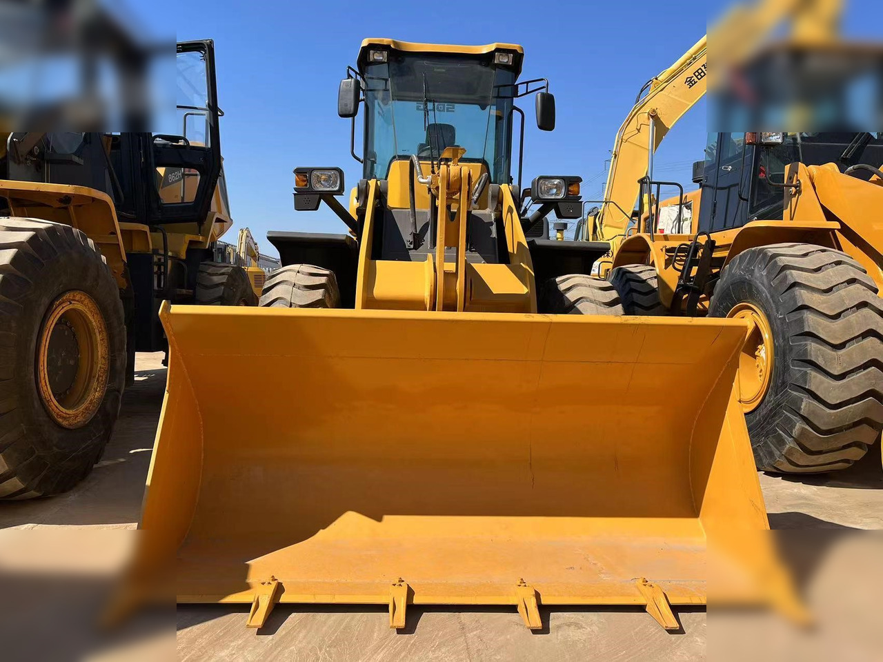 Wheel loader SDLG LG936L