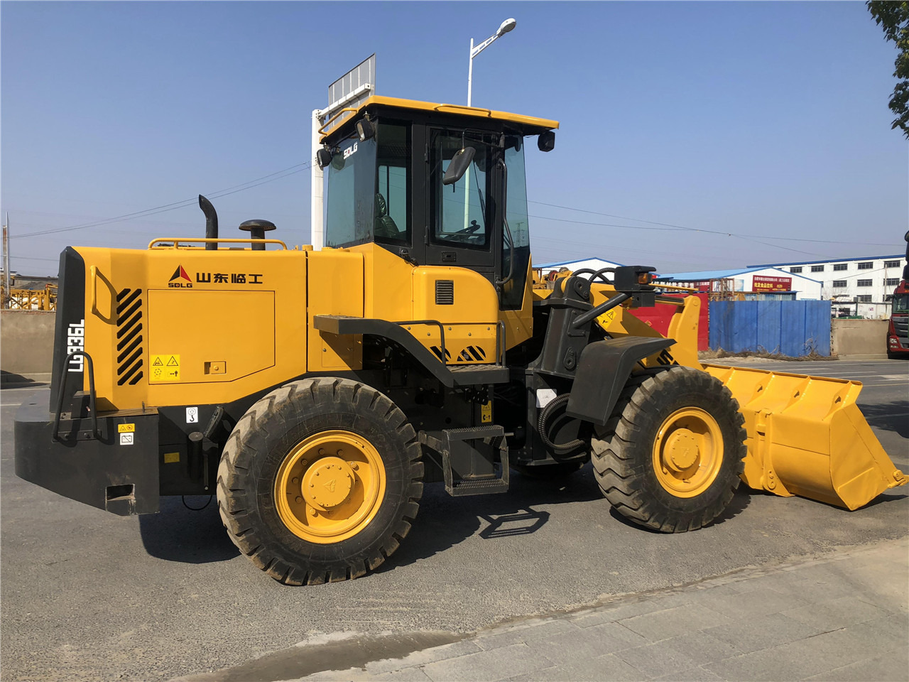 Wheel loader SDLG LG936L