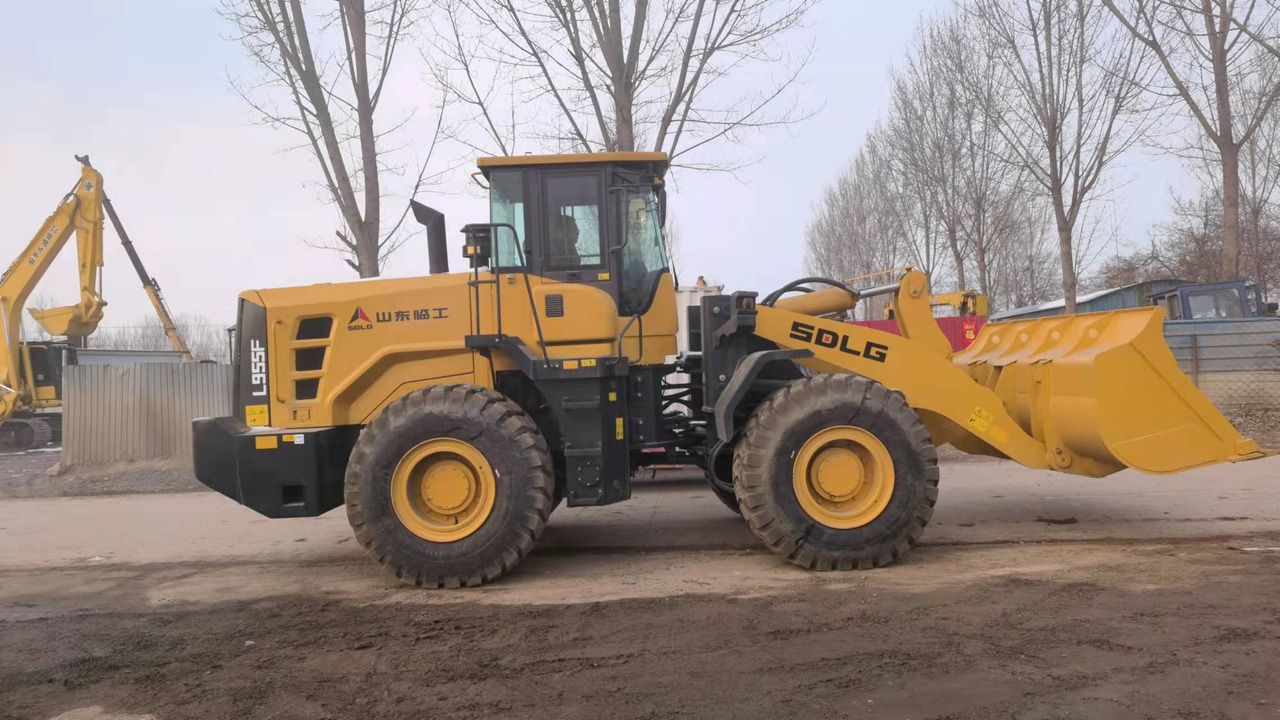 Wheel loader SDLG LG955F