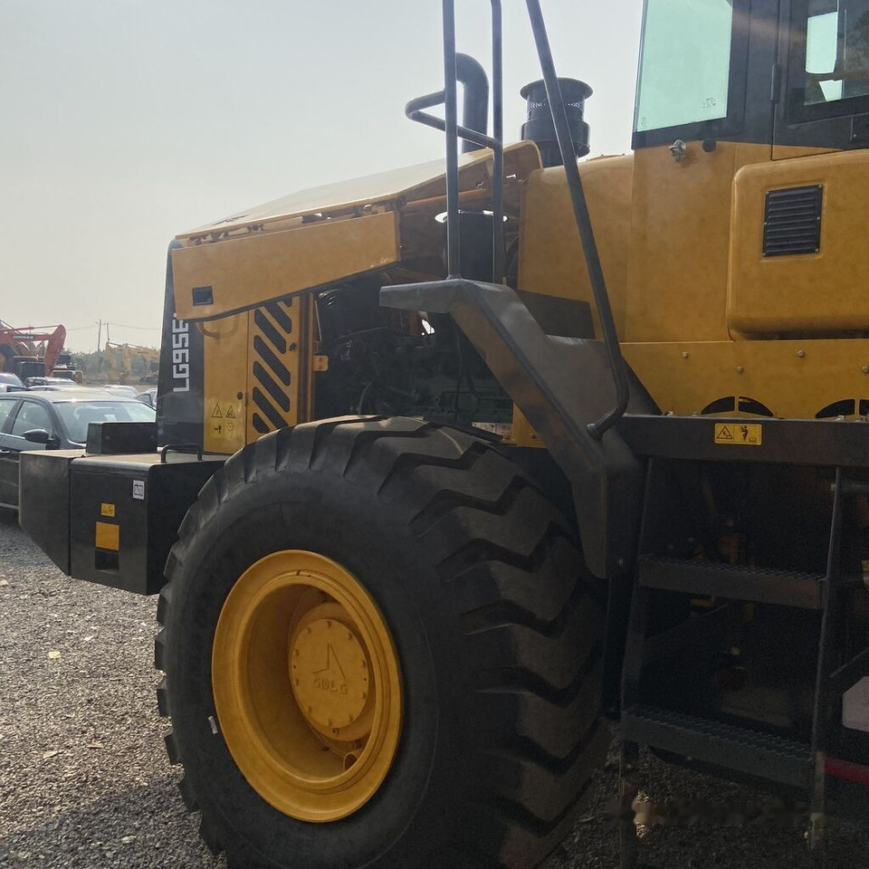 Wheel loader SDLG LG956