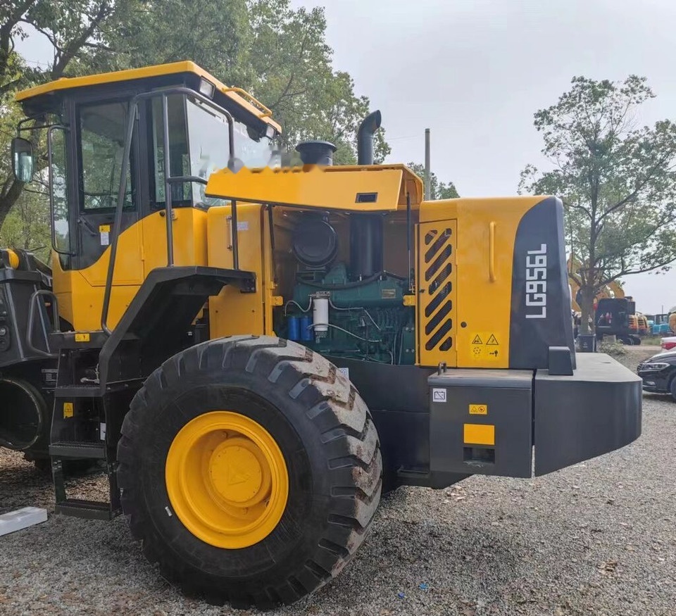 Wheel loader SDLG LG956L