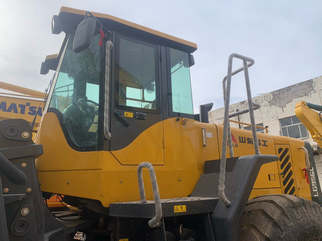 Wheel loader SDLG LG956L