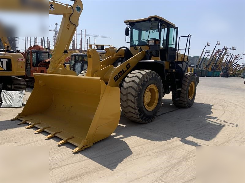 Wheel loader SDLG LG956L
