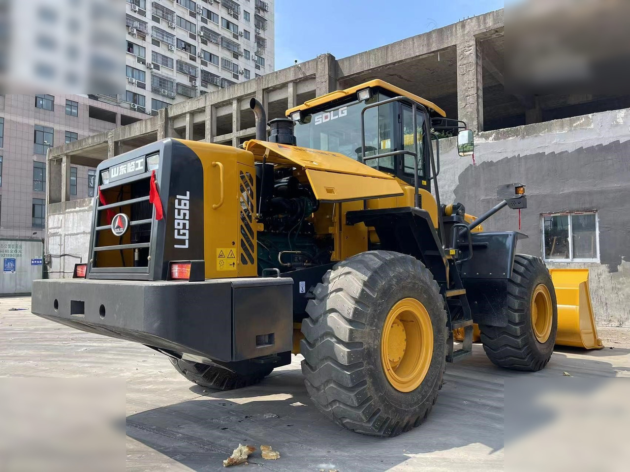 Wheel loader SDLG LG956L