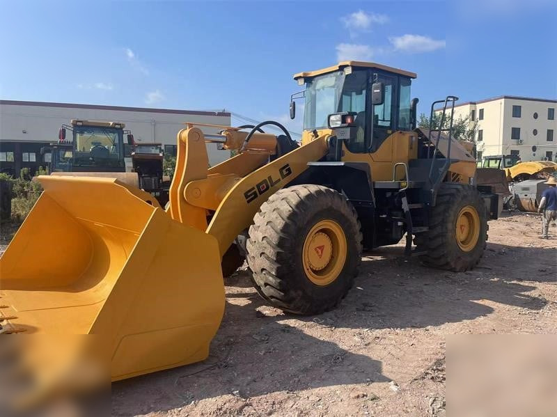 Wheel loader SDLG LG968V