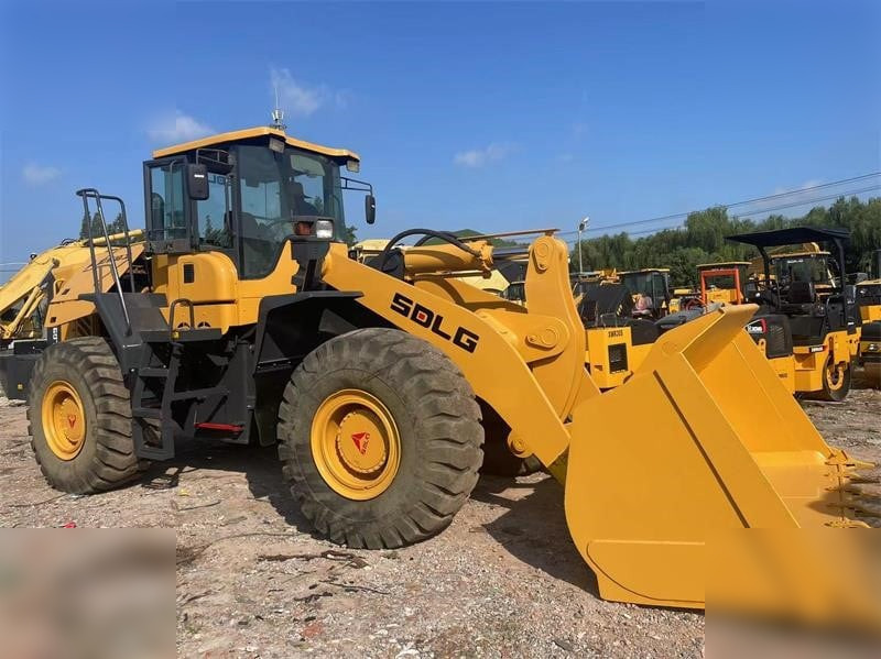 Wheel loader SDLG LG968V