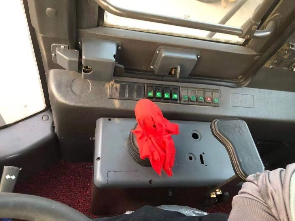 Wheel loader SDLG LG 956