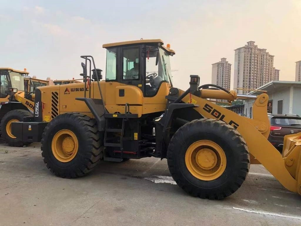 Wheel loader SDLG LG 956