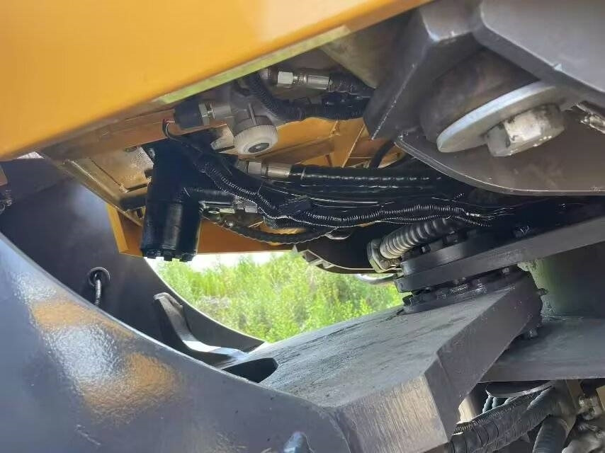 Wheel loader SDLG LG 956L