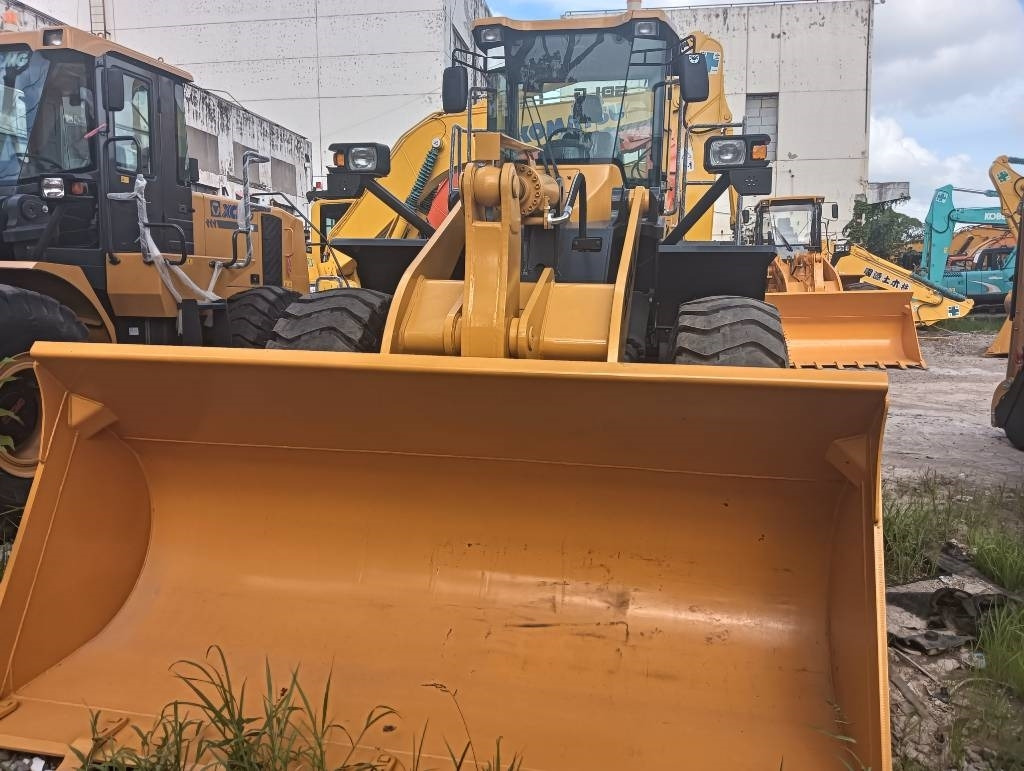 Wheel loader SDLG LG 956 L