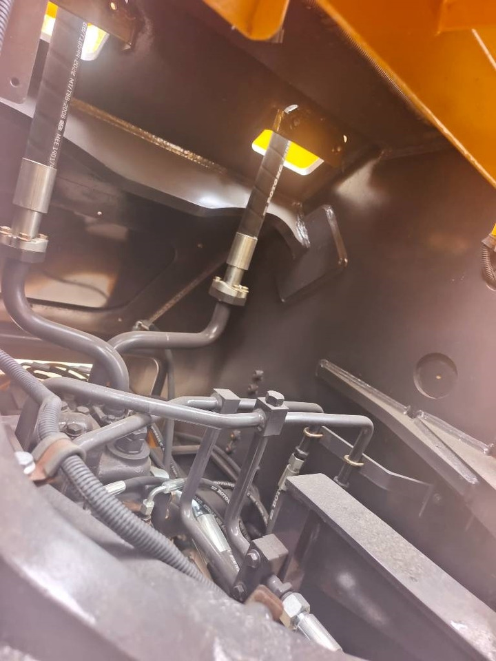 Wheel loader SDLG LG 956 L