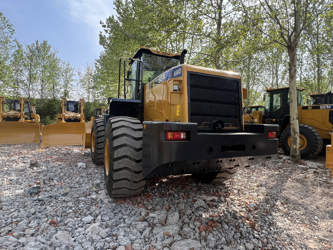 Wheel loader SEM SEM660D