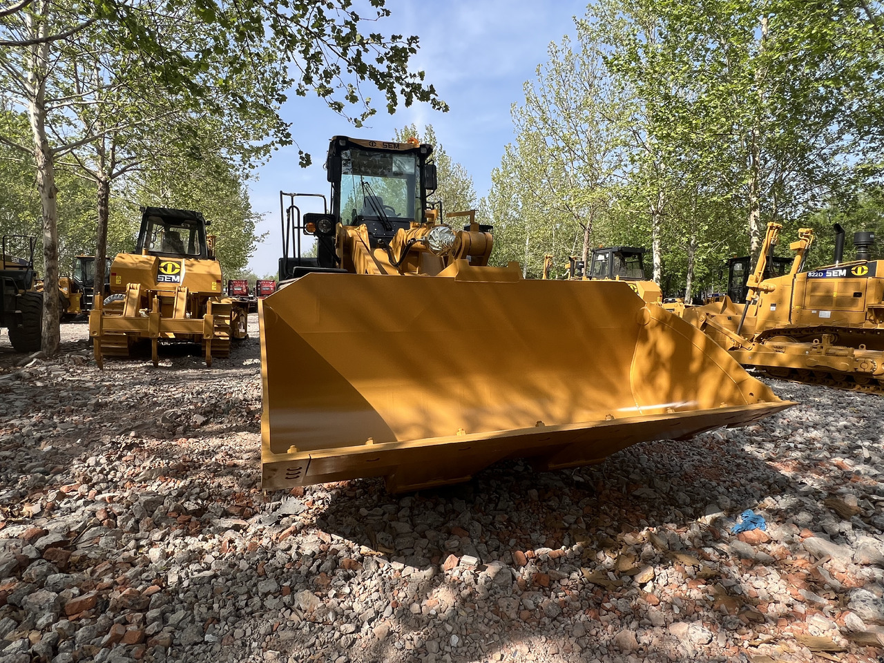 Wheel loader SEM SEM660D