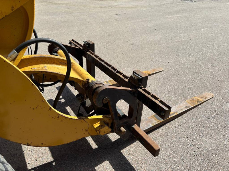 Wheel loader **SOLD** CAT 906 M