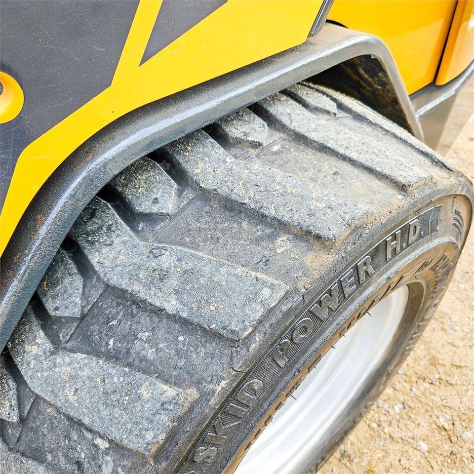 Wheel loader Schaeff 2445