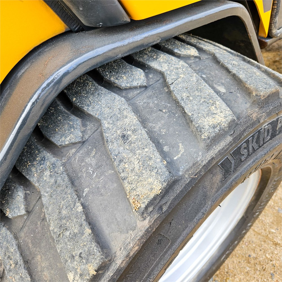 Wheel loader Schaeff 2445