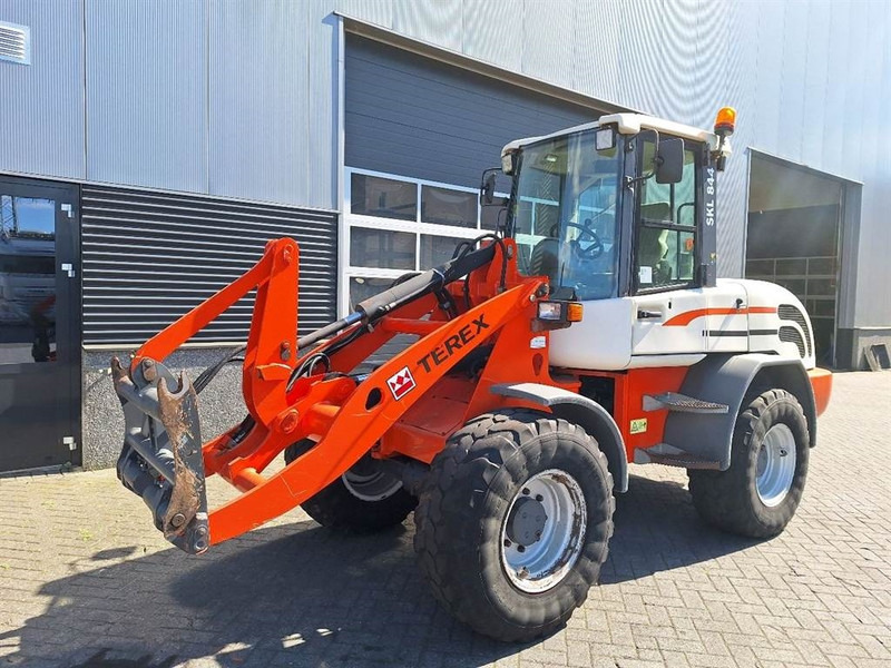 Wheel loader Schaeff SKL844