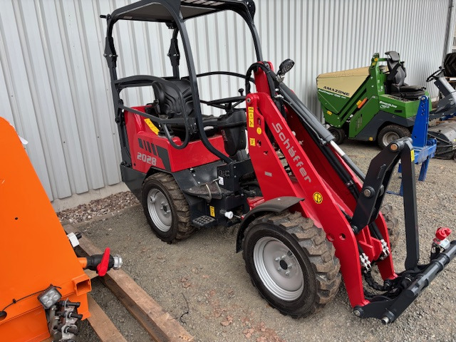 Wheel loader Schäffer Hoflader 2028-2