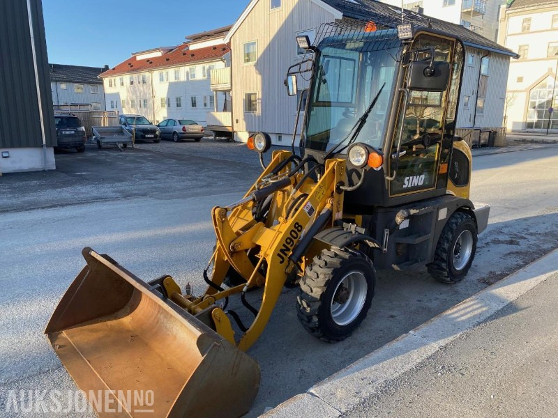 Wheel loader Sino 908 Hjullaster med skuffe og pallegaffler