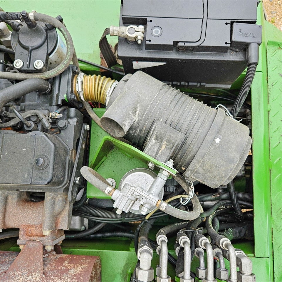 Wheel loader Striegel 300 DYA 37PS