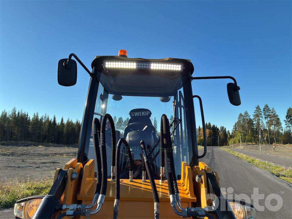 Wheel loader Swekip 2050 inklusive långgafflar och planeringsskopa