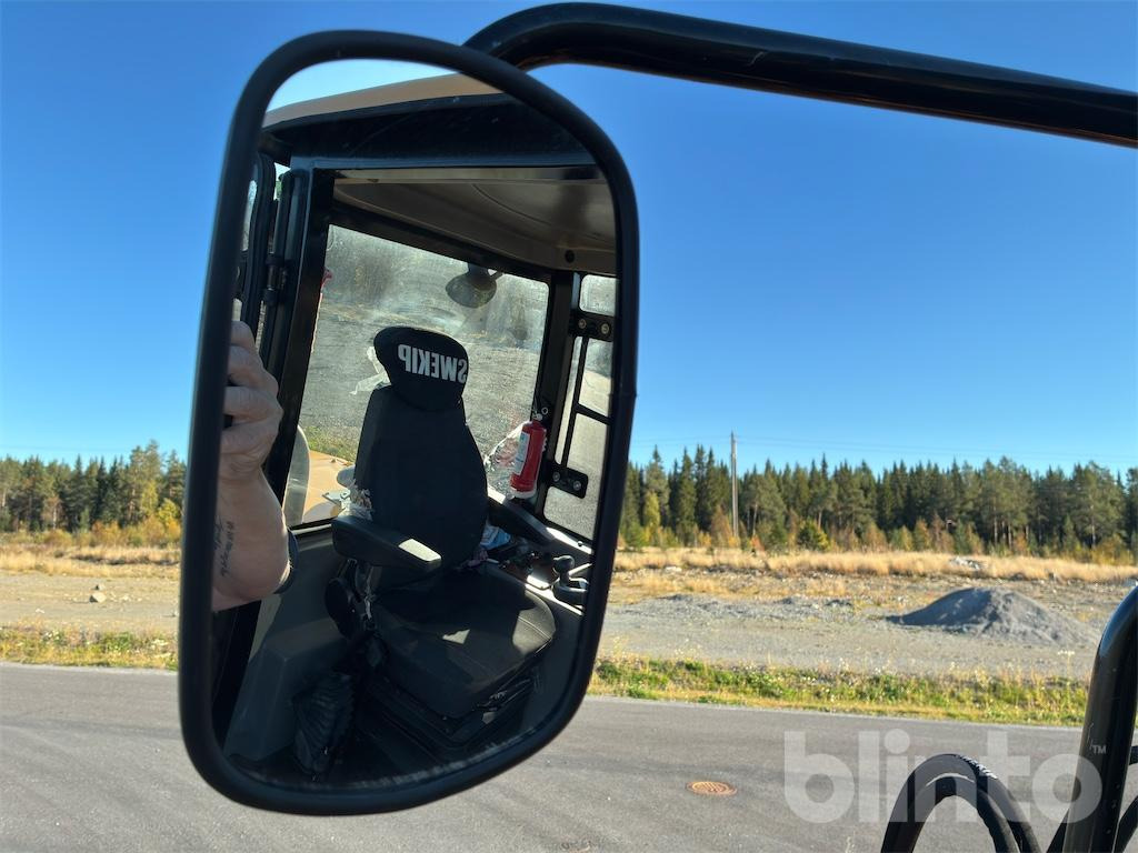 Wheel loader Swekip 2050 inklusive långgafflar och planeringsskopa