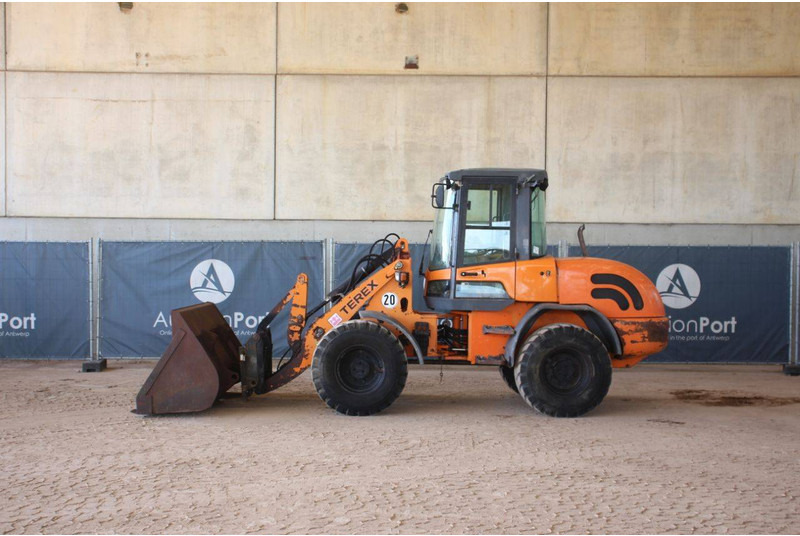 Wheel loader Terex SKL 844