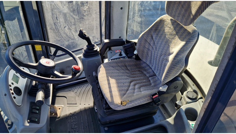 Wheel loader Terex TL80 4X4 + tools