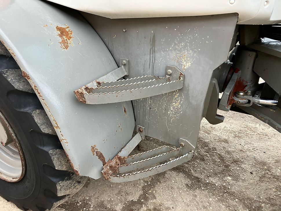 Wheel loader Türpisch Landmaschinen                        
                                                                Herr Christian Türpisch                                                                -