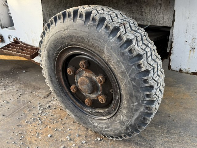 Wheel loader UNICARRIERS SD25-2