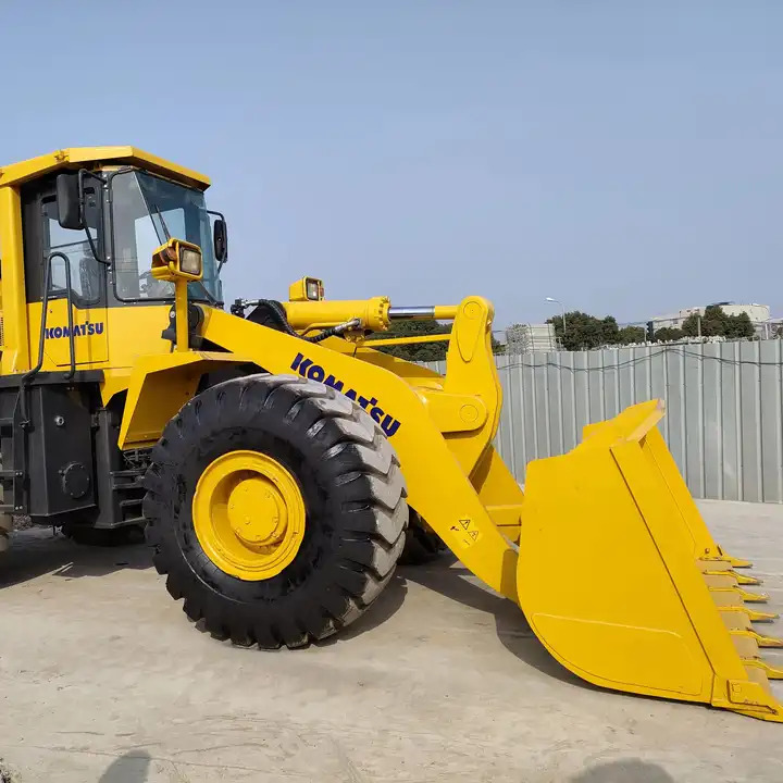 Wheel loader Used 7 Ton Heavy Front Loader Komatsu Wa470 Good Price Japan Made Tire Loader In Shanghai