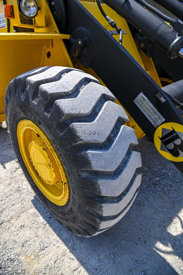 Wheel loader VOLVO BM4300