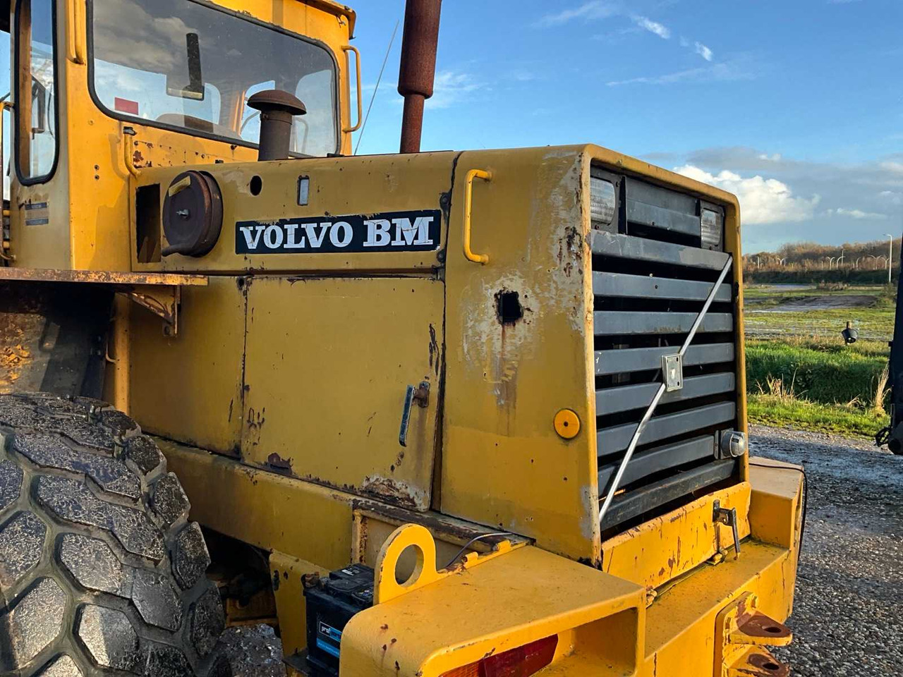 Wheel loader VOLVO BM 4300B SHOVEL